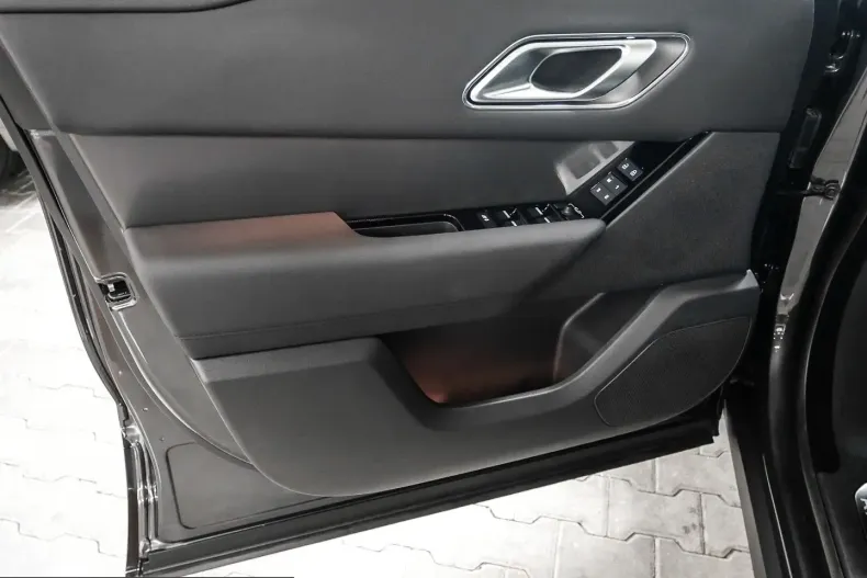 Land Rover Range Rover Velar din 2025 cu 12.500 km - oferta LAN225706 - foto 15