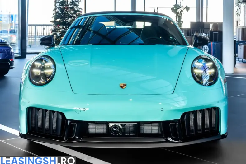 Porsche 992 din 2026 cu 0 km - oferta POR225715 - foto 2