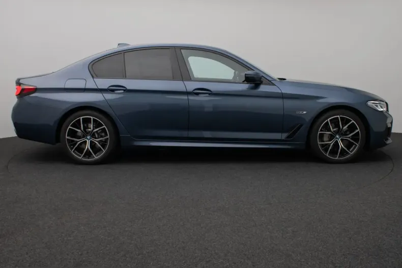 BMW 530 (Seria 5) din 2023 cu 50.951 km - oferta BMW225719 - foto 4