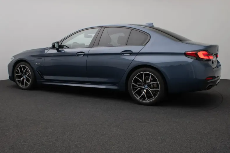 BMW 530 (Seria 5) din 2023 cu 50.951 km - oferta BMW225719 - foto 9