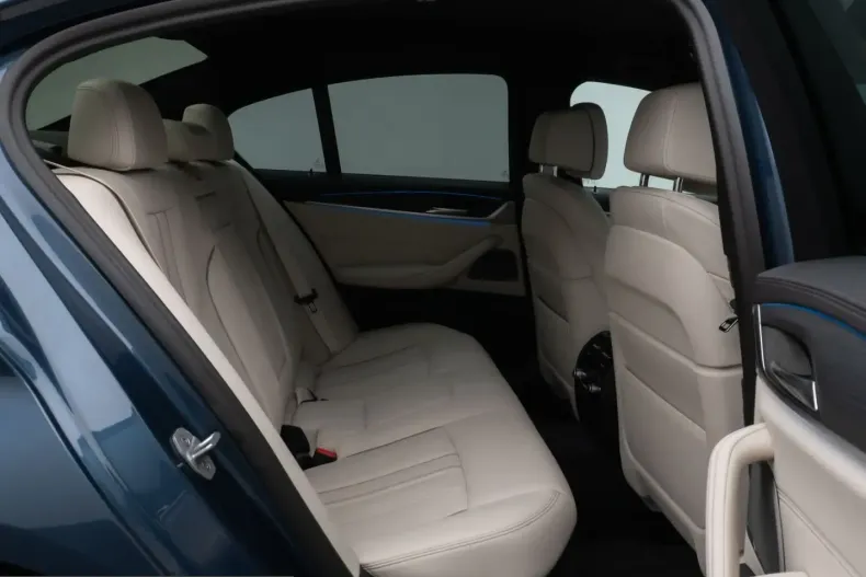 BMW 530 (Seria 5) din 2023 cu 50.951 km - oferta BMW225719 - foto 25