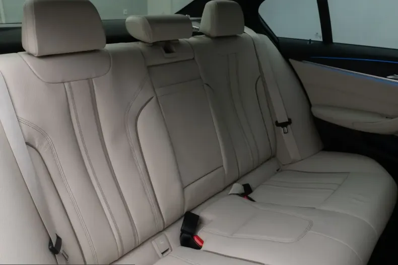 BMW 530 (Seria 5) din 2023 cu 50.951 km - oferta BMW225719 - foto 28