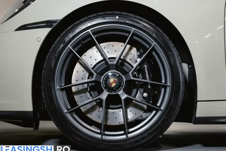 Porsche 992 din 2026 cu 10 km - oferta POR225720 - foto 8