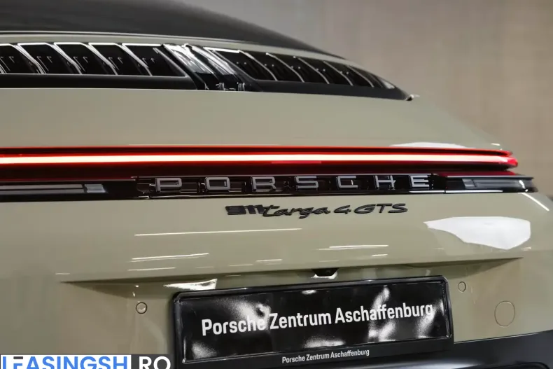 Porsche 992 din 2026 cu 10 km - oferta POR225720 - foto 9