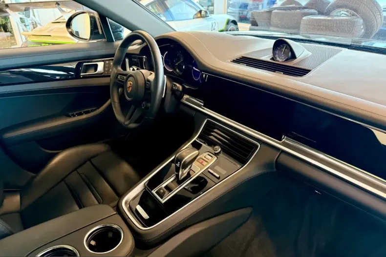 Porsche Panamera din 2023 cu 64.810 km - oferta POR225727 - foto 13