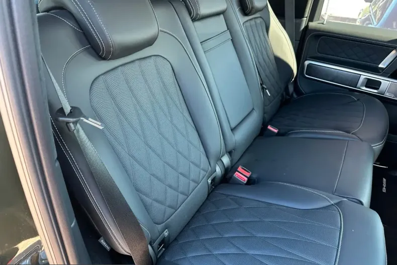 Mercedes-Benz G 63 AMG (Clasa G) din 2024 cu 1.353 km - oferta MER225733 - foto 21
