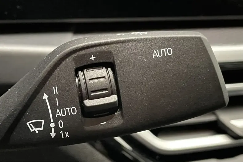 BMW 320 (Seria 3) din 2023 cu 31.900 km - oferta BMW225735 - foto 17