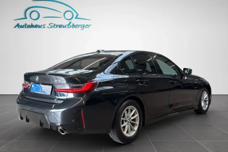 BMW 318i (Seria 3) din 2024 cu 27.600 km - oferta BMW225736 - foto 5
