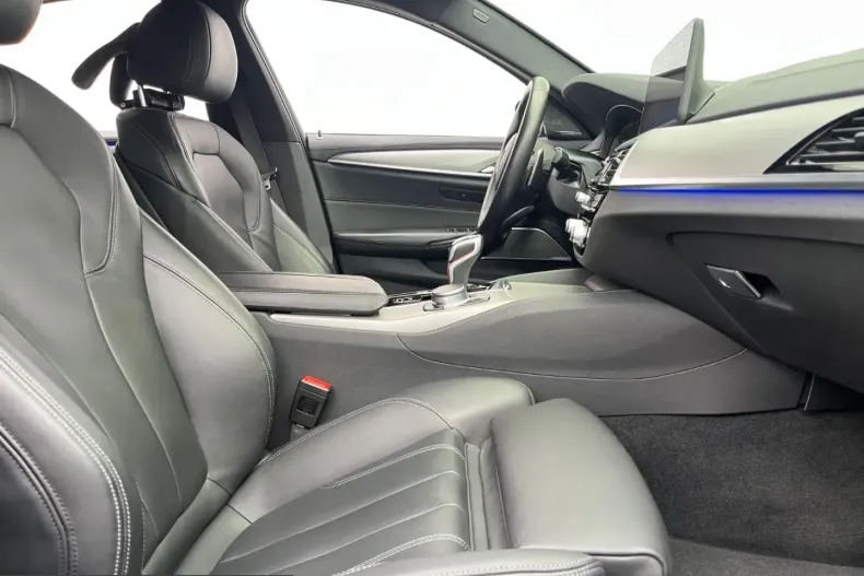 BMW M5 (Seria 5) din 2021 cu 69.500 km - oferta BMW225738 - foto 20