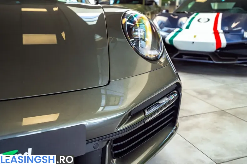 Porsche 992 din 2025 cu 4.150 km - oferta POR225740 - foto 8