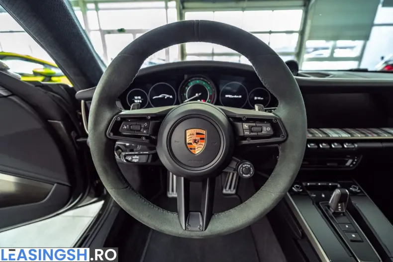 Porsche 992 din 2025 cu 4.150 km - oferta POR225740 - foto 31