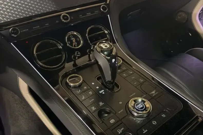 Bentley Continental GT din 2024 cu 9.500 km - oferta BEN225743 - foto 11