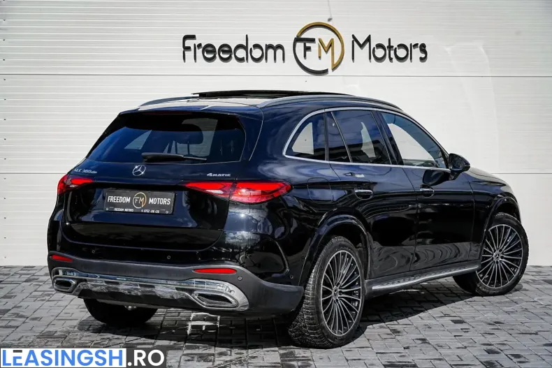 Mercedes-Benz GLC 200 (Clasa GLC) din 2023 cu 63.500 km - oferta MER225748 - foto 4