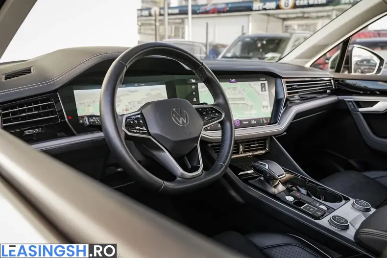 Volkswagen Touareg din 2021 cu 67.973 km - oferta VOL225756 - foto 11