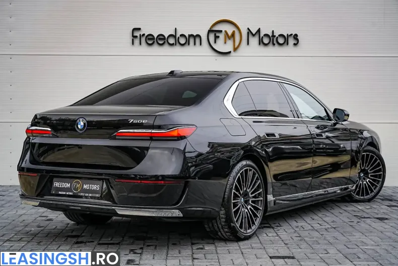 BMW 750e (Seria 7) din 2024 cu 5.651 km - oferta BMW225757 - foto 4