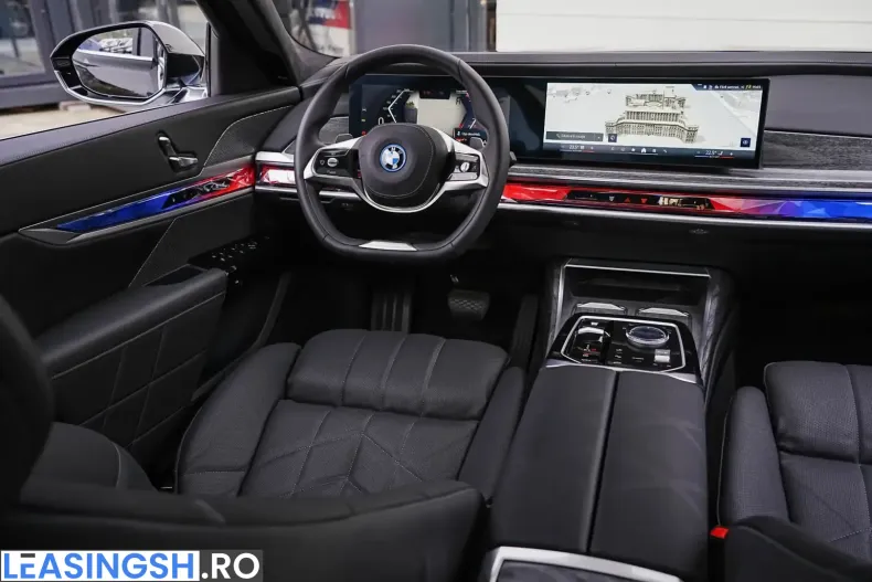 BMW 750e (Seria 7) din 2024 cu 5.651 km - oferta BMW225757 - foto 12