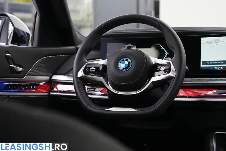 BMW 750e (Seria 7) din 2024 cu 5.651 km - oferta BMW225757 - foto 13