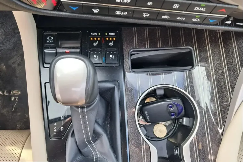 Lexus RX 450h din 2022 cu 79.852 km - oferta LEX225759 - foto 22