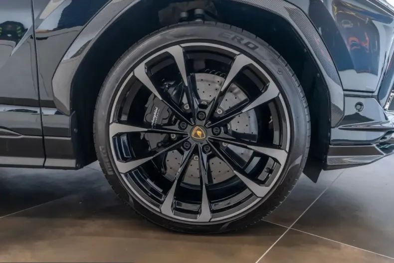 Lamborghini Urus din 2025 cu 8.979 km - oferta LAM225763 - foto 15