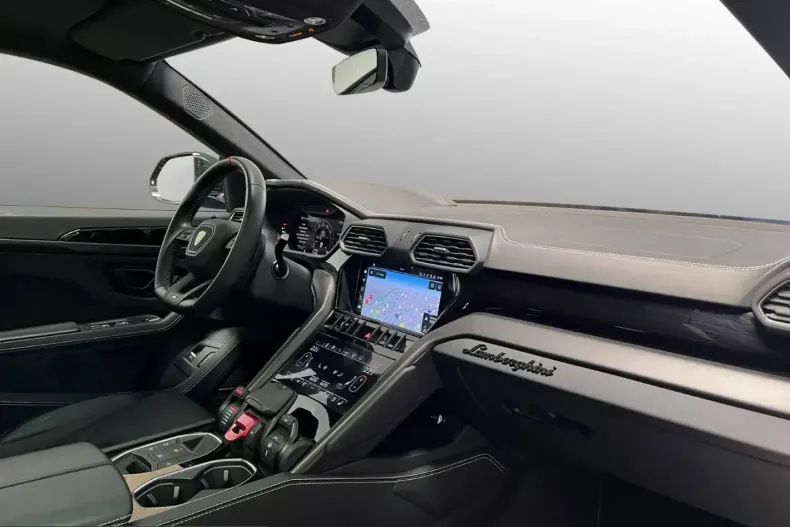 Lamborghini Urus din 2023 cu 17.500 km - oferta LAM225765 - foto 2
