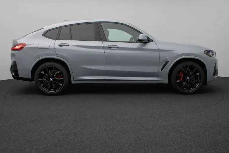 BMW X4 (Seria X) din 2023 cu 26.917 km - oferta BMW225772 - foto 4