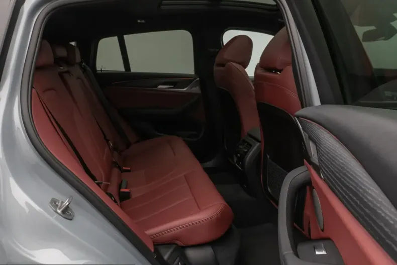 BMW X4 (Seria X) din 2023 cu 26.917 km - oferta BMW225772 - foto 25