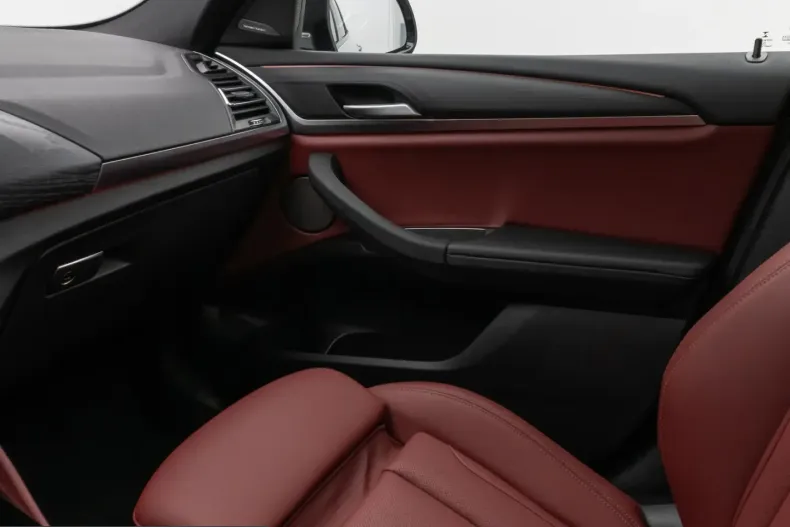 BMW X4 (Seria X) din 2023 cu 26.917 km - oferta BMW225772 - foto 33