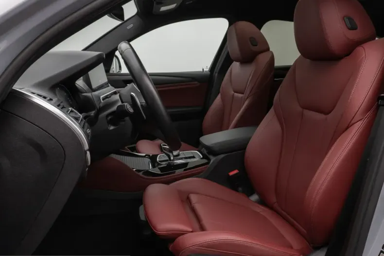 BMW X4 (Seria X) din 2023 cu 26.917 km - oferta BMW225772 - foto 35
