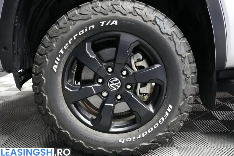 Volkswagen Amarok din 2024 cu 19.999 km - oferta VOL225782 - foto 12