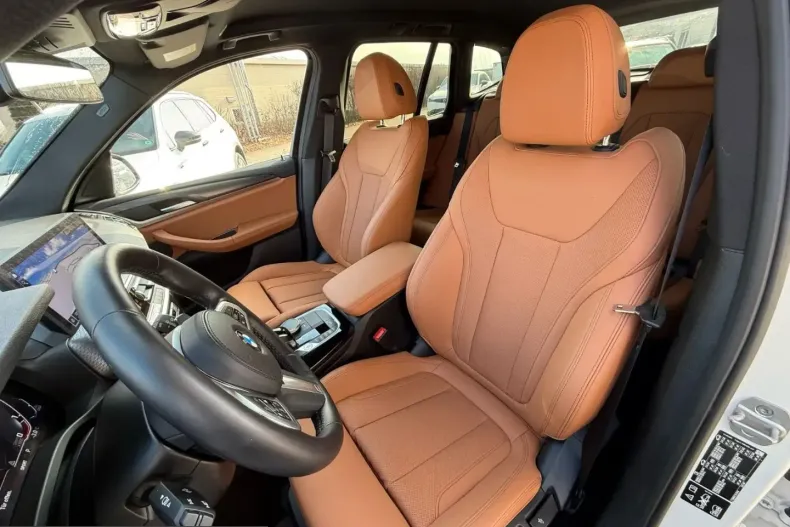 BMW X3 (Seria X) din 2024 cu 24.354 km - oferta BMW225785 - foto 11