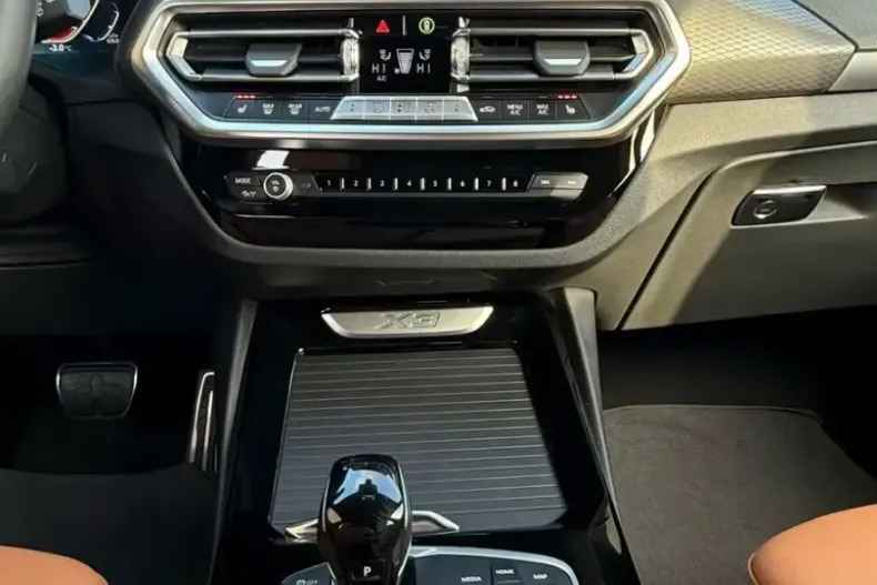 BMW X3 (Seria X) din 2024 cu 24.354 km - oferta BMW225785 - foto 14