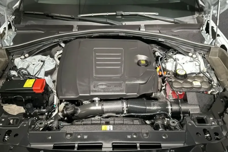 Land Rover Range Rover Velar din 2024 cu 25.311 km - oferta LAN225787 - foto 11