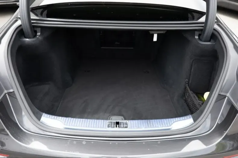 Mercedes-Benz S 450 (Clasa S) din 2024 cu 19.822 km - oferta MER225790 - foto 9
