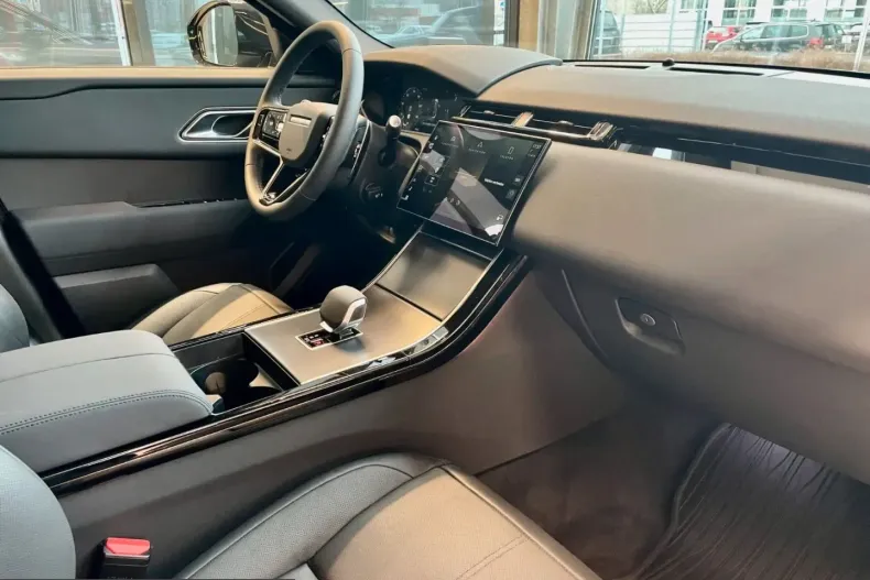 Land Rover Range Rover Velar din 2023 cu 7.863 km - oferta LAN225791 - foto 19