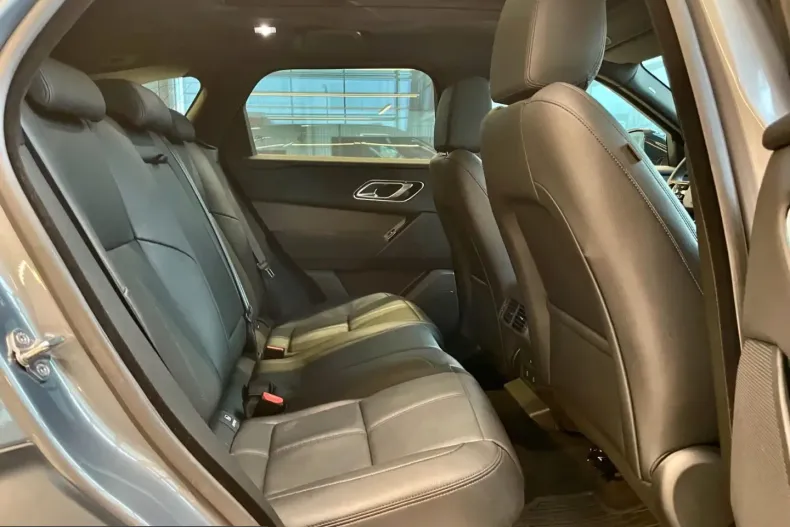 Land Rover Range Rover Velar din 2023 cu 7.863 km - oferta LAN225791 - foto 22