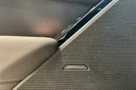 Land Rover Range Rover Velar din 2023 cu 7.863 km - oferta LAN225791 - foto 29