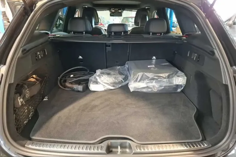 Mercedes-Benz GLC 300 (Clasa GLC) din 2024 cu 10.131 km - oferta MER225797 - foto 21