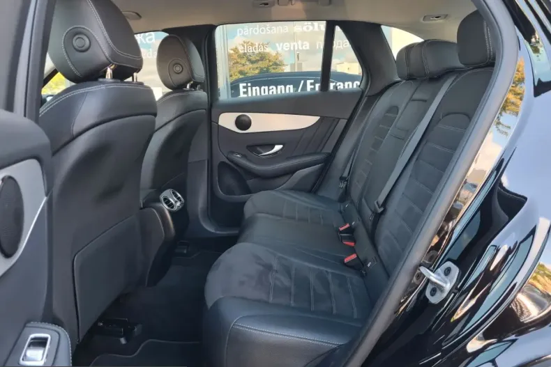 Mercedes-Benz GLC 300 (Clasa GLC) din 2022 cu 59.000 km - oferta MER225801 - foto 13