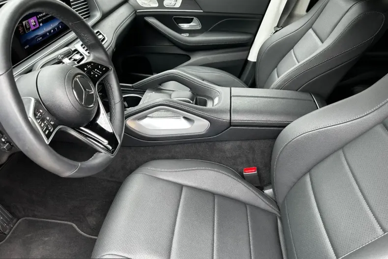 Mercedes-Benz GLE 300 (Clasa GLE) din 2024 cu 6.500 km - oferta MER225803 - foto 9
