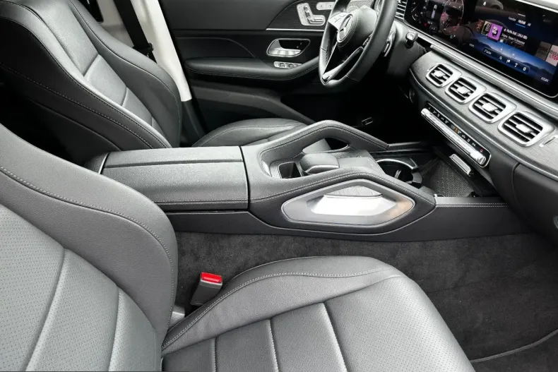 Mercedes-Benz GLE 300 (Clasa GLE) din 2024 cu 6.500 km - oferta MER225803 - foto 18