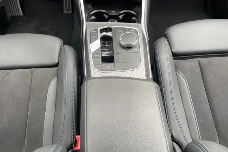 BMW 320 (Seria 3) din 2024 cu 39.600 km - oferta BMW225806 - foto 12