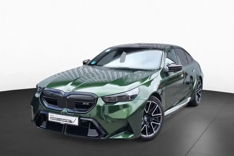 BMW M5 (Seria 5) din 2025 cu 15.950 km - oferta BMW225816 - foto 1