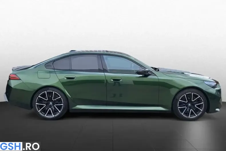 BMW M5 (Seria 5) din 2025 cu 15.950 km - oferta BMW225816 - foto 4