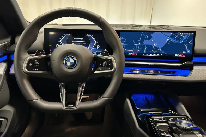 BMW 550 (Seria 5) din 2025 cu 22.112 km - oferta BMW225823 - foto 27