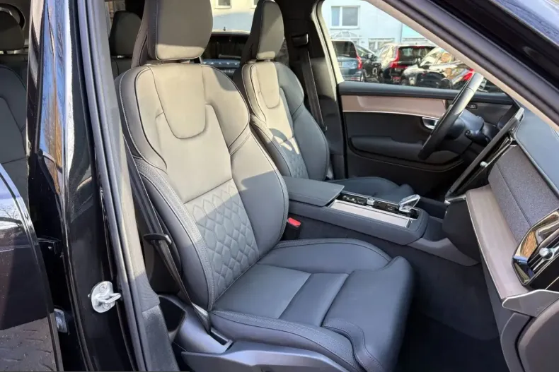 Volvo XC90 din 2025 cu 22.006 km - oferta VOL225826 - foto 16