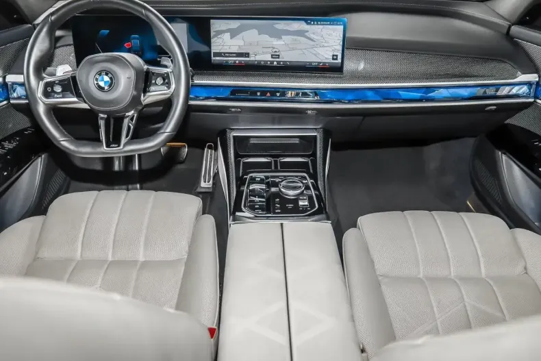 BMW 740 (Seria 7) din 2025 cu 21.430 km - oferta BMW225838 - foto 10