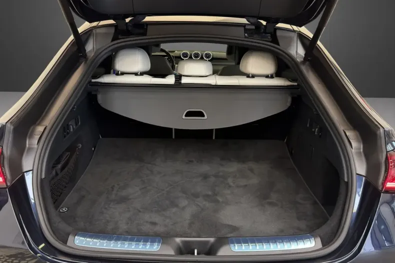 Mercedes-Benz GLC 300 (Clasa GLC) din 2023 cu 13.790 km - oferta MER225839 - foto 11