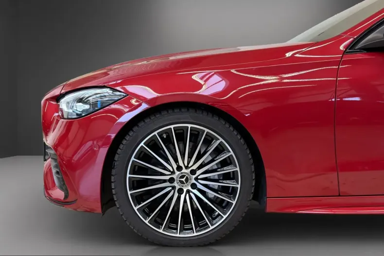 Mercedes-Benz C 300 (Clasa C) din 2024 cu 8.902 km - oferta MER225840 - foto 5