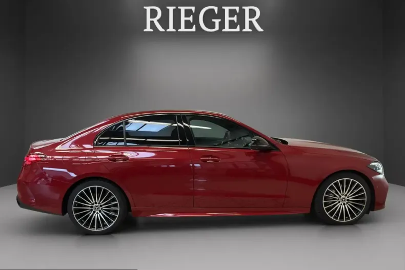 Mercedes-Benz C 300 (Clasa C) din 2024 cu 8.902 km - oferta MER225840 - foto 14