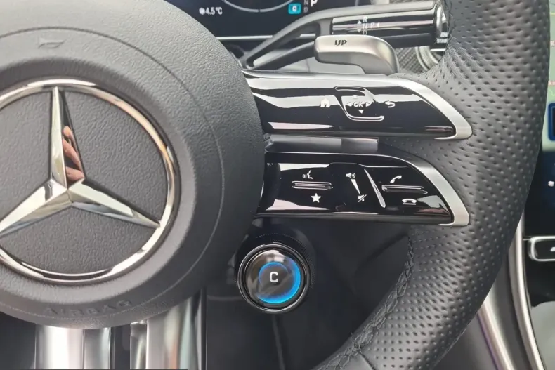 Mercedes-Benz GLC 43 AMG (Clasa GLC) din 2025 cu 4.481 km - oferta MER225843 - foto 15